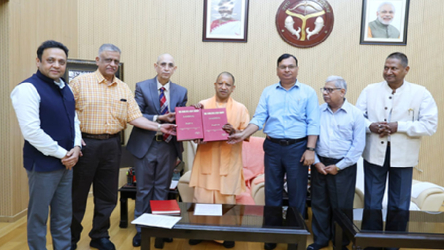 संभल हिंसा : न्यायिक आयोग ने सीएम योगी को सौंपी गोपनीय रिपोर्ट, सपा ने उठाए सवाल