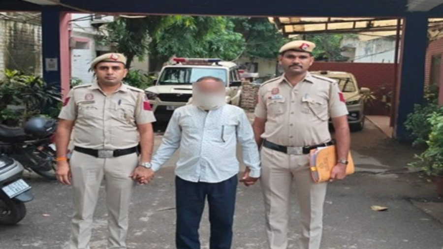 दिल्ली पुलिस ने चार घोषित अपराधियों को किया गिरफ्तार