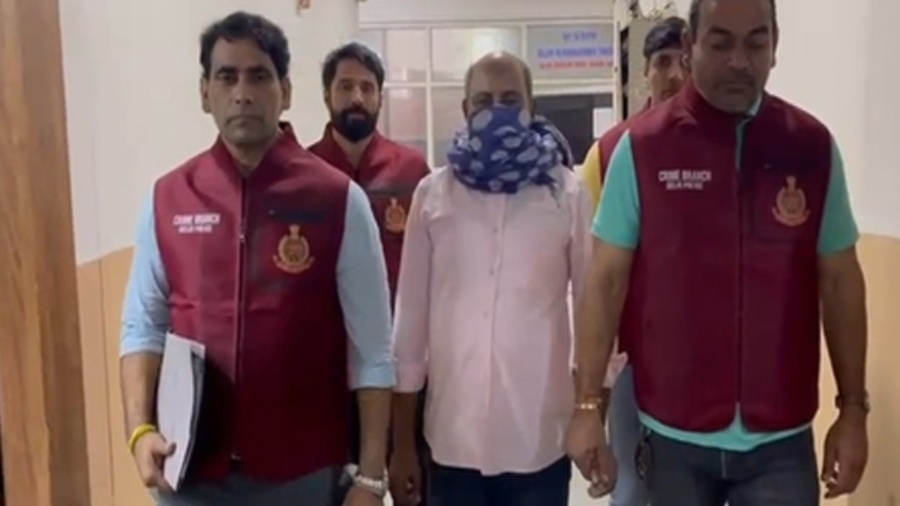 दिल्ली क्राइम ब्रांच की बड़ी कामयाबी, हत्या मामले में फरार आरोपी गिरफ्तार