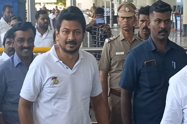 तमिलनाडु: उपमुख्यमंत्री उदयनिधि स्टालिन ने स्वतंत्रता सेनानी इम्मानुएल शेखरन को दी श्रद्धांजलि