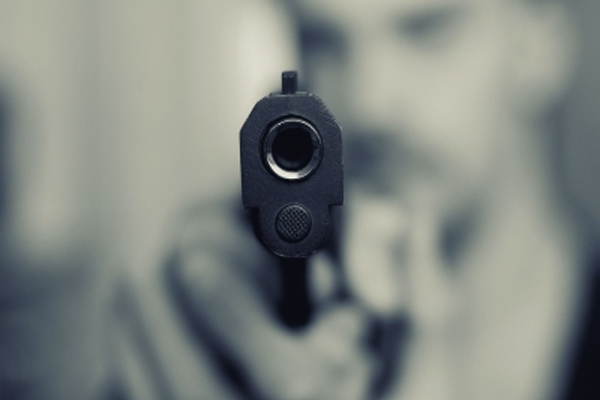 दिल्ली के रोहिणी में कुख्यात अपराधी लल्लू और गोगी गैंग के साथियों से मुठभेड़, पुलिस ने 3 को पकड़ा