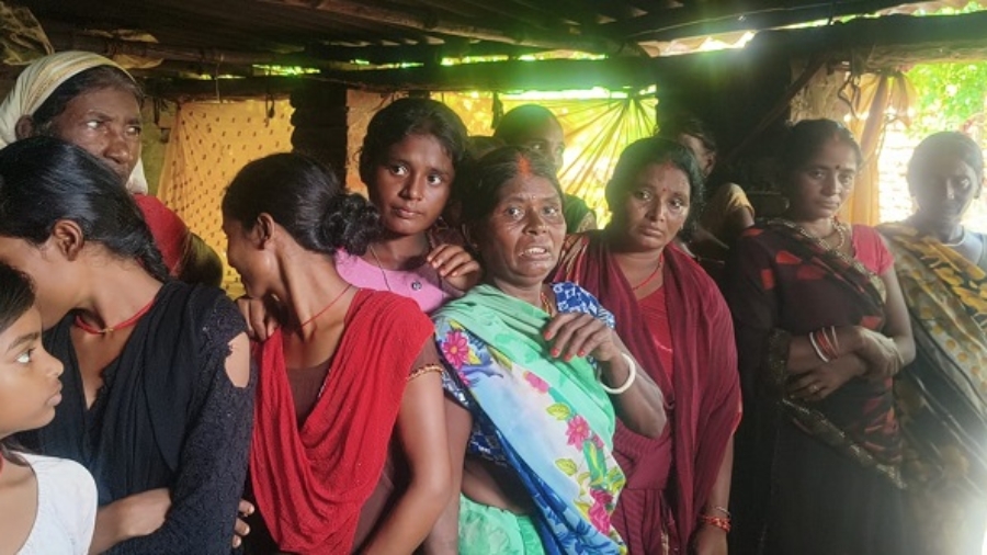 महिला की संदेहात्मक मौतः ससुराल वालों पर हत्या कर फांसी पर लटकाने का आरोप