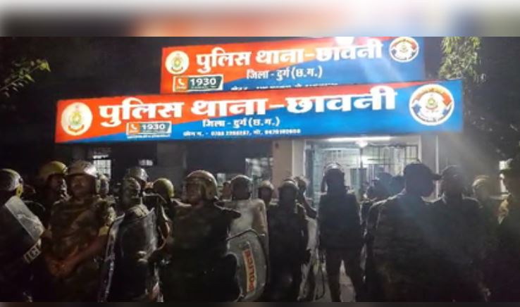 छत्तीसगढ़: दुर्ग में चुनरी यात्रा के दौरान चाकूबाजी, दो युवक गिरफ्तार