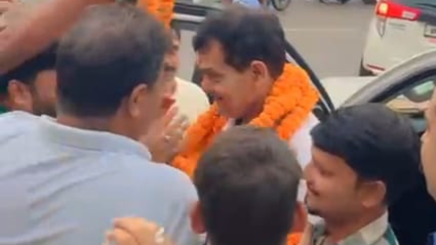 शाही किले पर मंत्री ए.के. शर्मा का भव्य स्वागत, क्षेत्रीय समस्याओं का मांगपत्र सौंपा गया