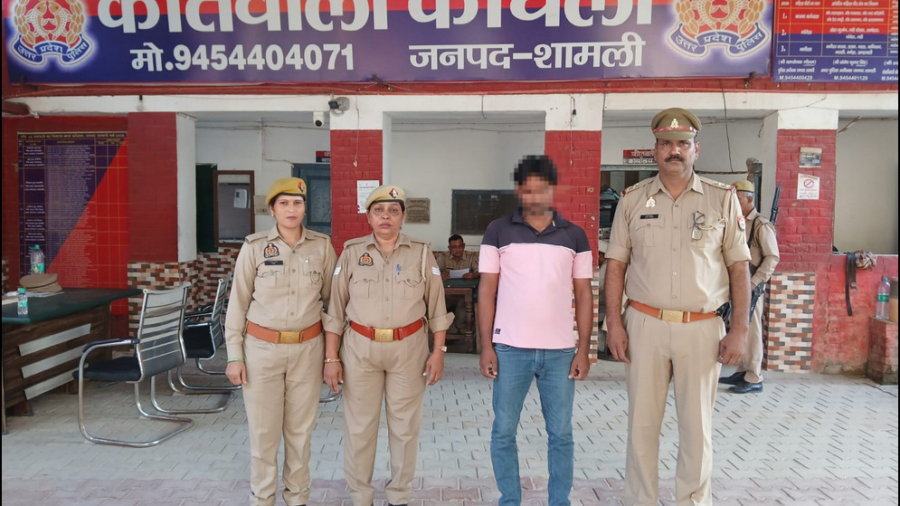 कांधला पुलिस की एंटीरोमियो टीम की बड़ी कार्रवाई