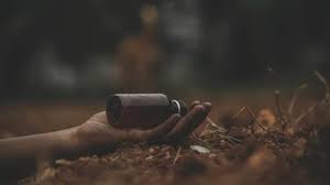 जौनपुर में प्रेमी-प्रेमिका ने जहर खाकर दे दी जान परिवार वाले अफेयर के खिलाफ थे 2 साल से चल रहे प्रेम-प्रसंग पर लगा दी थी रोक