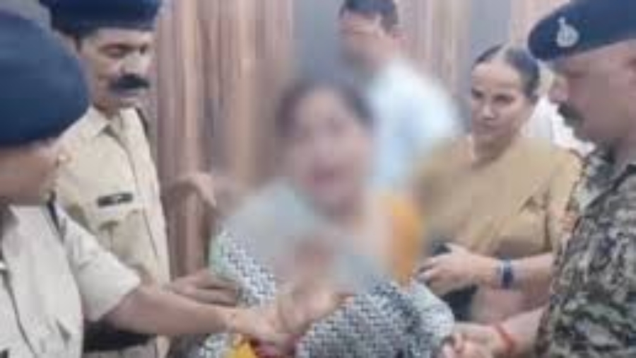 महिलाओं पर फब्तियां कसने वाले दो आरोपियों पर मुकदमा दर्ज