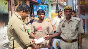 नवरात्रि में 12 दिन बंद रखें दुकानें, यूपी के शामली में मीट दुकानदारों को प्रशासन का नोटिस