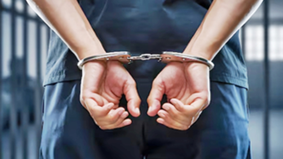 दिल्ली एसिड अटैक केस के मुख्य आरोपी को मिली क्लीनचिट, पीड़िता का पिता यौन उत्पीड़न में गिरफ्तार