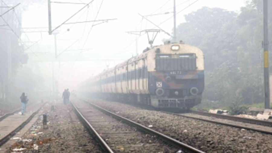 बिहार में ठंड, कोहरे और प्रदूषण की मार; आईएमडी ने तापमान में और गिरावट की चेतावनी दी