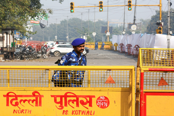 सेंट कोलंबस स्कूल छात्र सुसाइड मामला: दिल्ली पुलिस ने तीन शिक्षकों को पूछताछ के लिए बुलाया