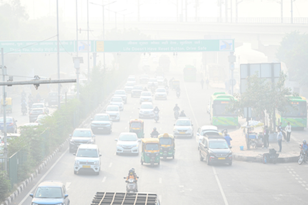 NCR में जहरीली हवा ने बढ़ाई मुसीबत, अस्पतालों में सांस के मरीजों की संख्या में इजाफा