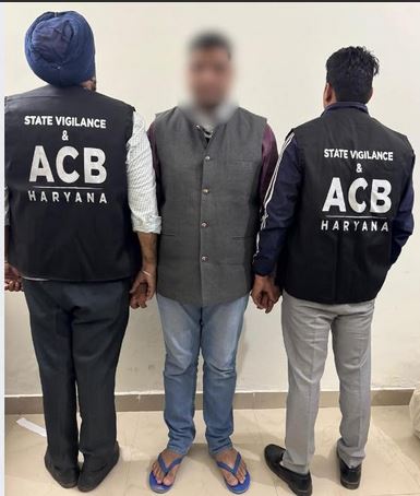 राज्य सतर्कता एवं भ्रष्टाचार निरोधक ब्यूरो की कार्रवाई, सिंचाई विभाग का चालक 50 हजार की रिश्वत लेते रंगे हाथों गिरफ्तार