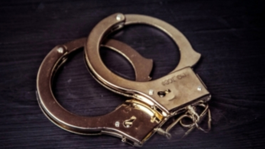 बिहार के बांका में मद्य निषेध पुलिस की कार्रवाई: 200 पेटी विदेशी शराब बरामद, चार तस्कर गिरफ्तार