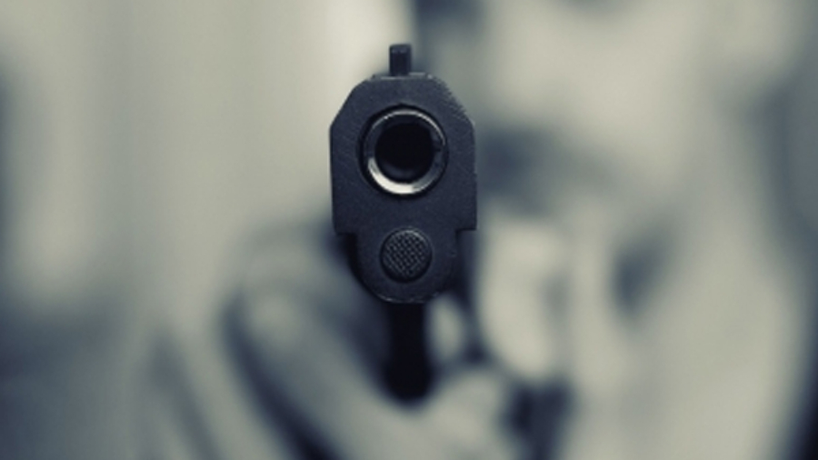 राजस्थान में कार सवार बदमाशों ने युवक को पीटा, फिर गोली मारकर हो गए फरार