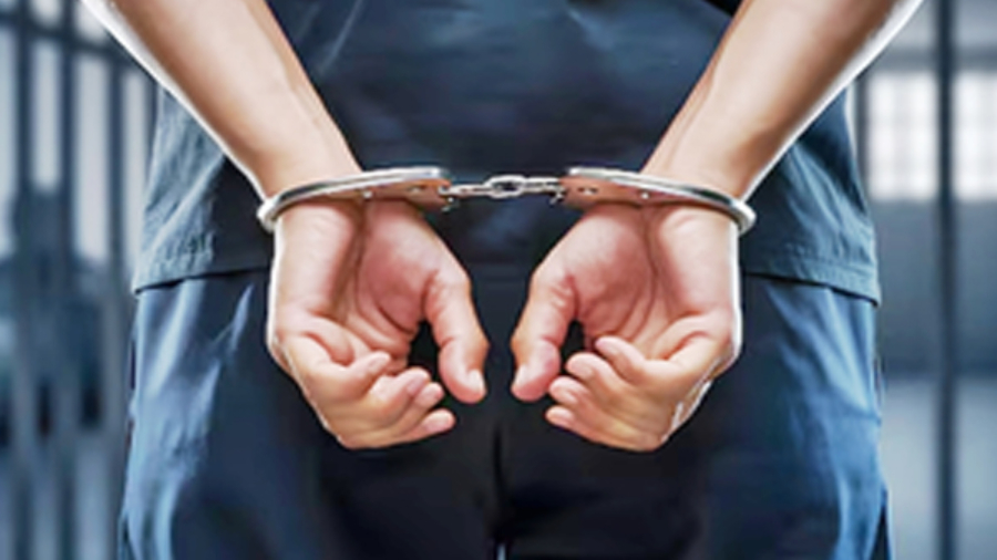 मुंबई: अवैध कॉल सेंटर से 5 लोग गिरफ्तार, विदेशी ग्राहकों को बेचते थे प्रतिबंधित दवाएं