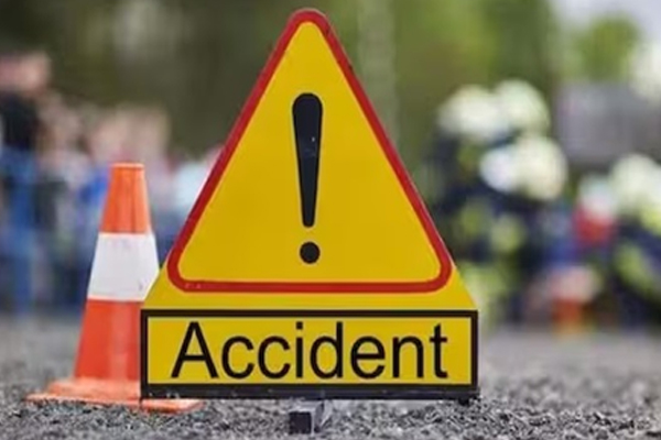 उत्तराखंड: चंपावत में बारात लौटते समय बोलेरो 200 फीट खाई में गिरी, मां-बेटे समेत 5 की मौत