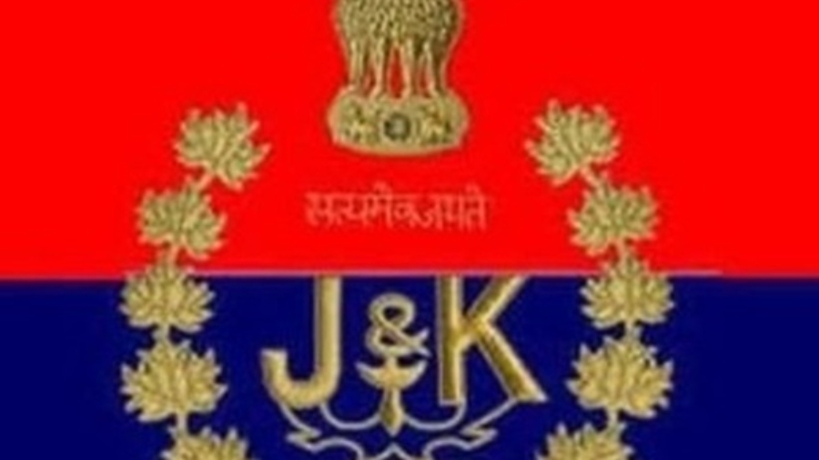 जम्मू पुलिस ने स्पा सेंटरों पर छापेमारी की, आपत्तिजनक सामग्री जब्त