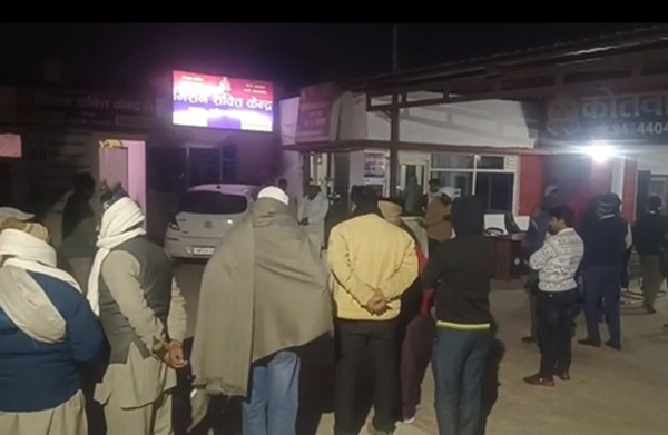 उत्तर प्रदेश: पति ने पत्नी और दो बेटियों की हत्या कर शव को गड्ढे में दबाया, खौफनाक वारदात का खुलासा