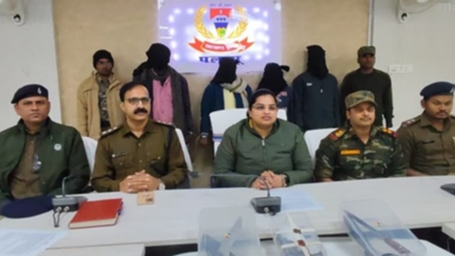 झारखंड: पलामू में सुपारी किलिंग की साजिश पुलिस ने की नाकाम, शिक्षक सहित चार गिरफ्तार