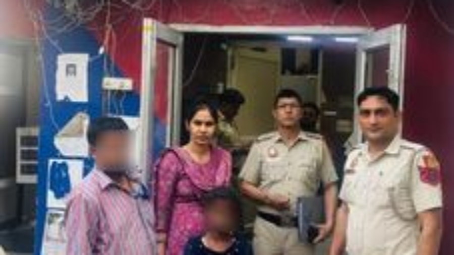 ऑपरेशन मिलाप: दक्षिण पश्चिम दिल्ली से 84 लापता और अपहृत लोगों को पुलिस ने परिवार से मिलाया