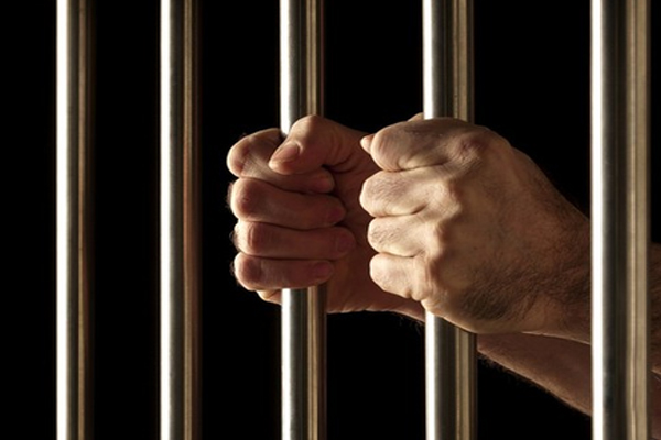 दिल्ली: संगम विहार थाने की महिला उप-निरीक्षक रिश्वत लेते गिरफ्तार