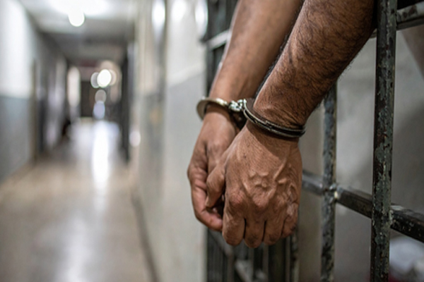 अहमदाबाद क्राइम ब्रांच की बड़ी कार्रवाई, ड्रग्स के साथ पति-पत्नी गिरफ्तार