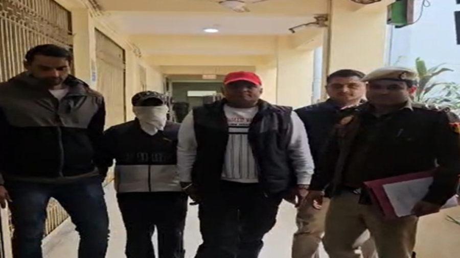 दिल्ली: लूट और चाकूबाजी के मामले में आरोपी गिरफ्तार, 150 सीसीटीवी फुटेज की हुई जांच