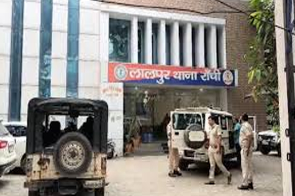 रांची: कार से कुचलकर युवक की हत्या मामले में दो आरोपी गिरफ्तार