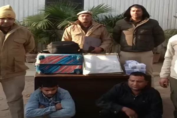 दिल्ली के वसंत विहार में हुई लूट की वारदात का खुलासा, दो शातिर लुटेरे गिरफ्तार