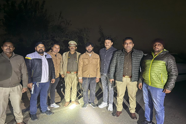 ग्रेटर नोएडा : ईकोटेक-3 में मुठभेड़ के बाद शातिर बदमाश गिरफ्तार