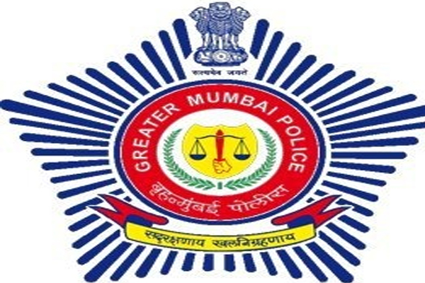 मुंबई के जुहू में घर के अंदर मगरमच्छ और कछुआ पालने का खुलासा, दोनों जीव सुरक्षित रेस्क्यू