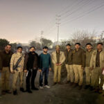 ग्रेटर नोएडा : पुलिस मुठभेड़, शातिर बदमाश घायल, भारी मात्रा में चोरी का सामान और हथियार बरामद