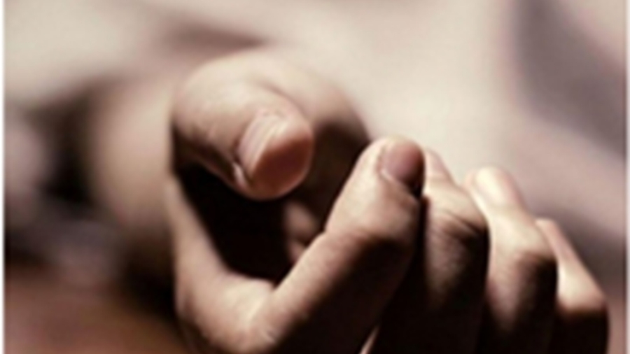 गाजियाबाद में तीन नाबालिग सगी बहनों ने 9वीं मंजिल से लगाई छलांग, मौत