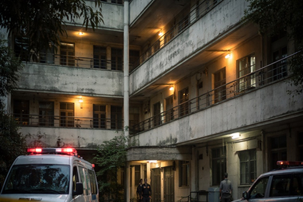 पश्चिम बंगाल : मेडिकल छात्र का शव हॉस्टल के कमरे में मिला, परिवार को हत्या का शक