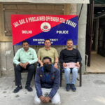 द्वारका पुलिस ने दो शराब तस्करों को किया गिरफ्तार, काफी समय से चल रहे थे फरार