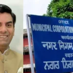 चंडीगढ़ मेयर का पहला जनता दरबार : 35 मिनट की देरी से पहुंचे सौरभ जोशी, समस्याओं से अधिक मिले बधाई संदेश