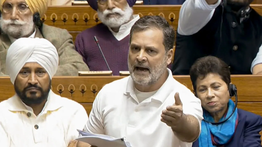 संसद का बजट सत्र : राहुल गांधी के भाषण के दौरान हंगामा