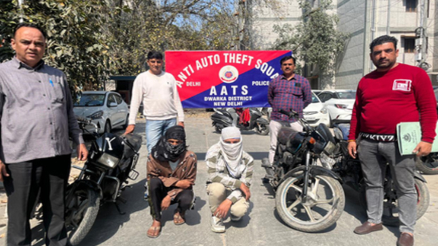 द्वारका में वाहन चोरों पर बड़ी कार्रवाई, 3 चोरों को 6 दोपहिया वाहनों के साथ किया गया गिरफ्तार