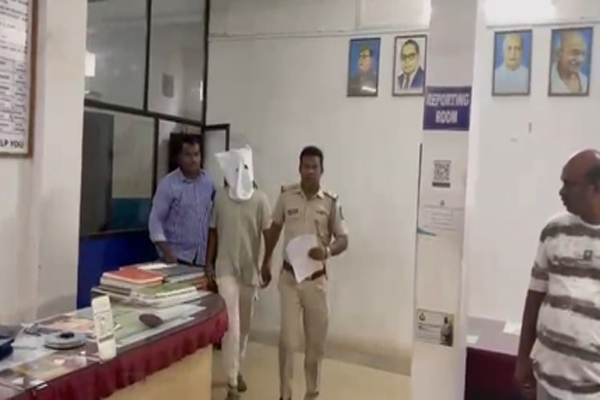 गोवा में नाबालिग लड़कियों के यौन शोषण के मामले में भाजपा पार्षद का बेटा गिरफ्तार