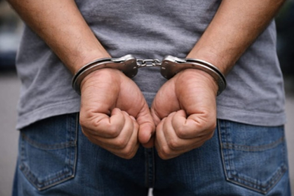 देश के 50 जगहों को बम से उड़ाने की धमकी देने वाला आरोपी पश्चिम बंगाल से गिरफ्तार