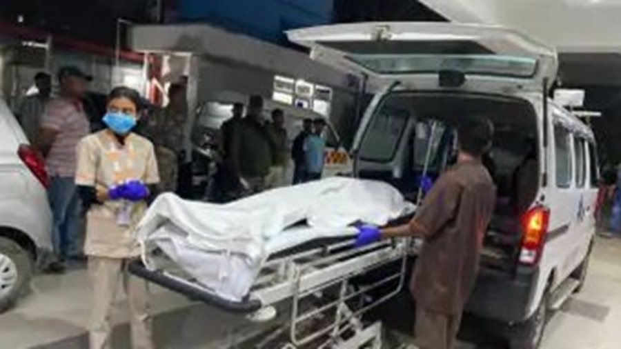 रांची के एयरपोर्ट थाना क्षेत्र में रेस्टोरेंट में घुसकर फायरिंग, वेटर की मौत; गैंगस्टर प्रिंस खान ने मांगी थी एक करोड़ की रंगदारी