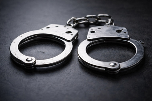 मधु विहार पुलिस की बड़ी कार्रवाई, लंबे समय से फरार चल रहा कुख्यात आरोपी महबूब गिरफ्तार