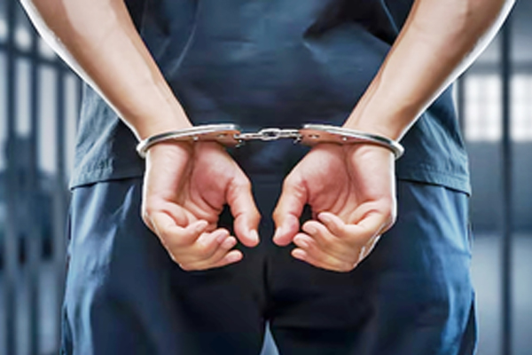 जम्मू-कश्मीर के पुलवामा में 7.50 ग्राम हेरोइन के साथ दो तस्कर गिरफ्तार