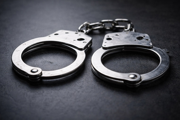 मुंबई क्राइम ब्रांच की बड़ी कार्रवाई, अवैध हथियारों के साथ 5 आरोपी गिरफ्तार