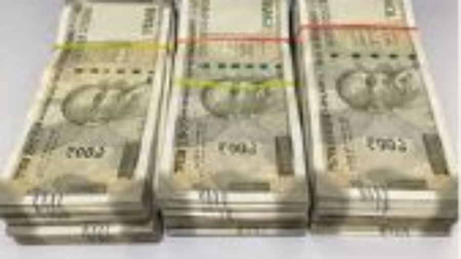 सिरोही में एसीबी की बड़ी कार्रवाई: श्रम कल्याण अधिकारी की गाड़ी से 1.50 लाख रुपये की संदिग्ध राशि बरामद, जांच जारी