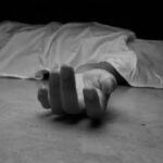 बाइक चोरी के शक में युवक को ग्रामीणों ने पेड़ से बांधा, तबीयत खराब होने से मौत
